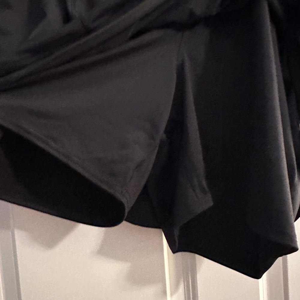 Black Athletic Skort 2x - Picture 2 of 5